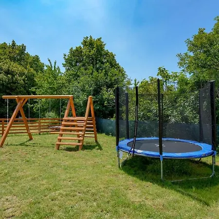 Hébergement de vacances Nina *